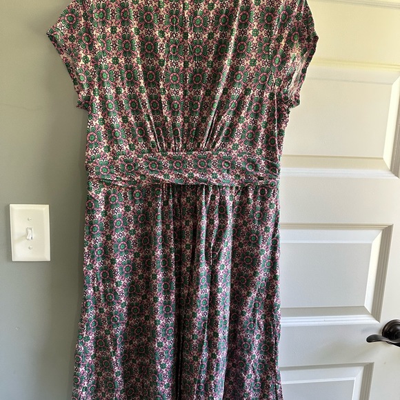 BODEN Amelie Jersey Dress SOLD OUT PATTERN Size 12P Excellent condition - Picture 12 of 16